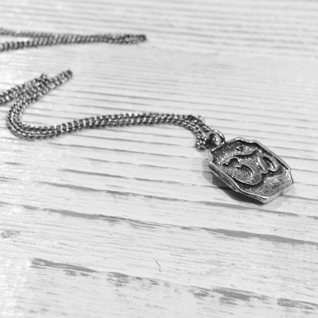 Collana Om - CL611 - Spadarella Gioielli