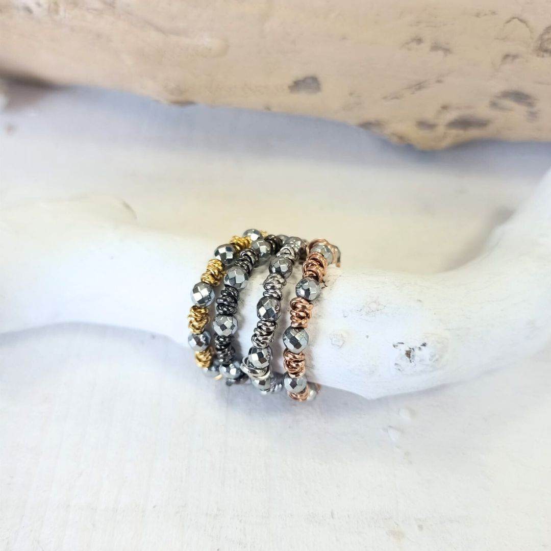 Anello elastico con pietre - SPAN47 - Spadarella Gioielli