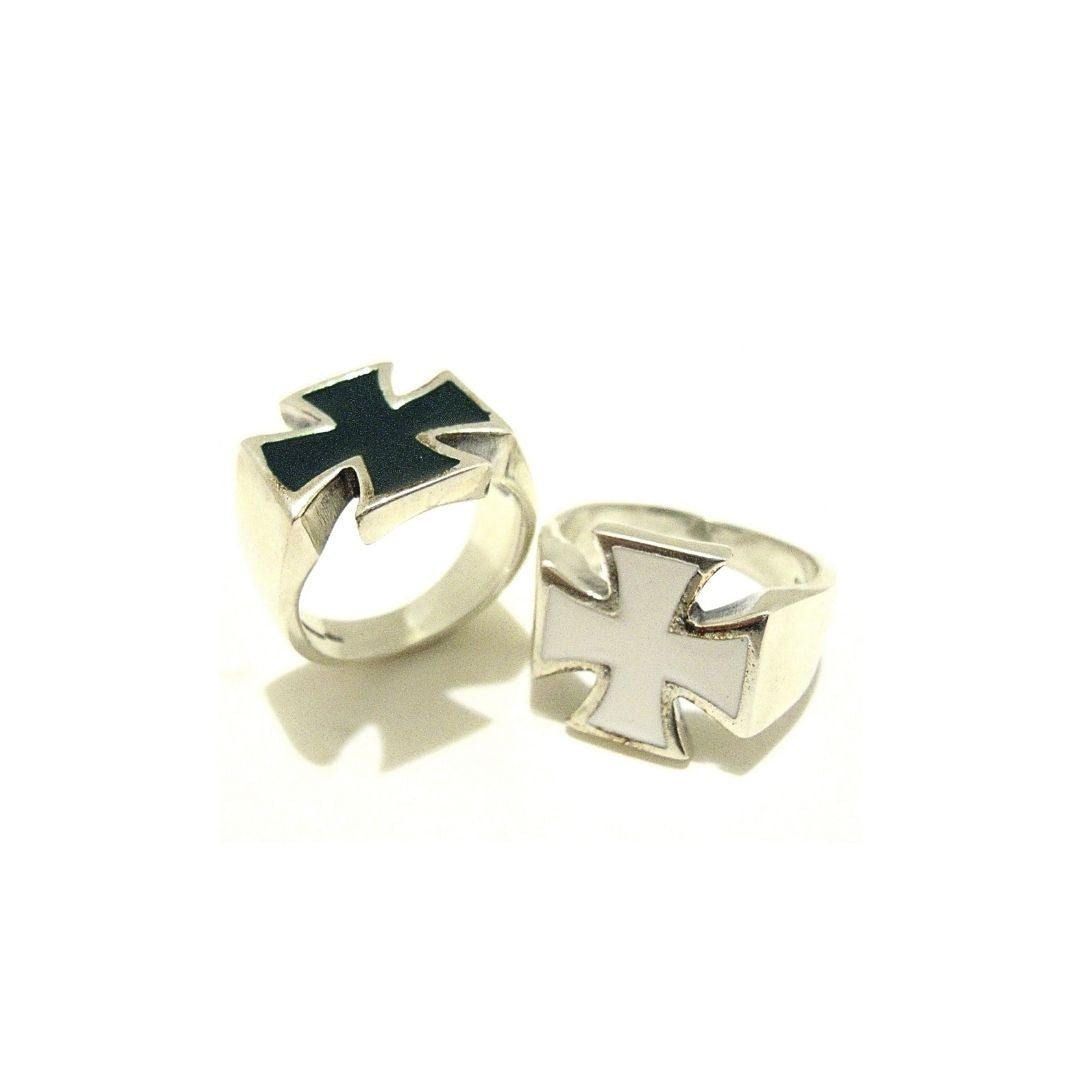 Enamelled Cross Ring - AN519