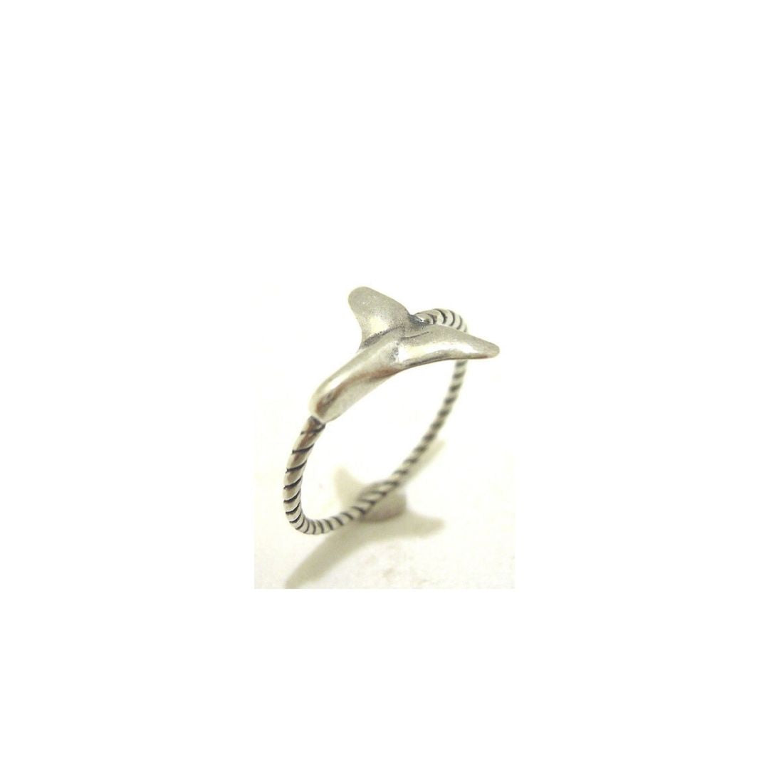 Whale Tail Ring - AN559