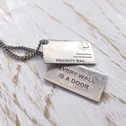 Every wall... sachet necklace - CL708