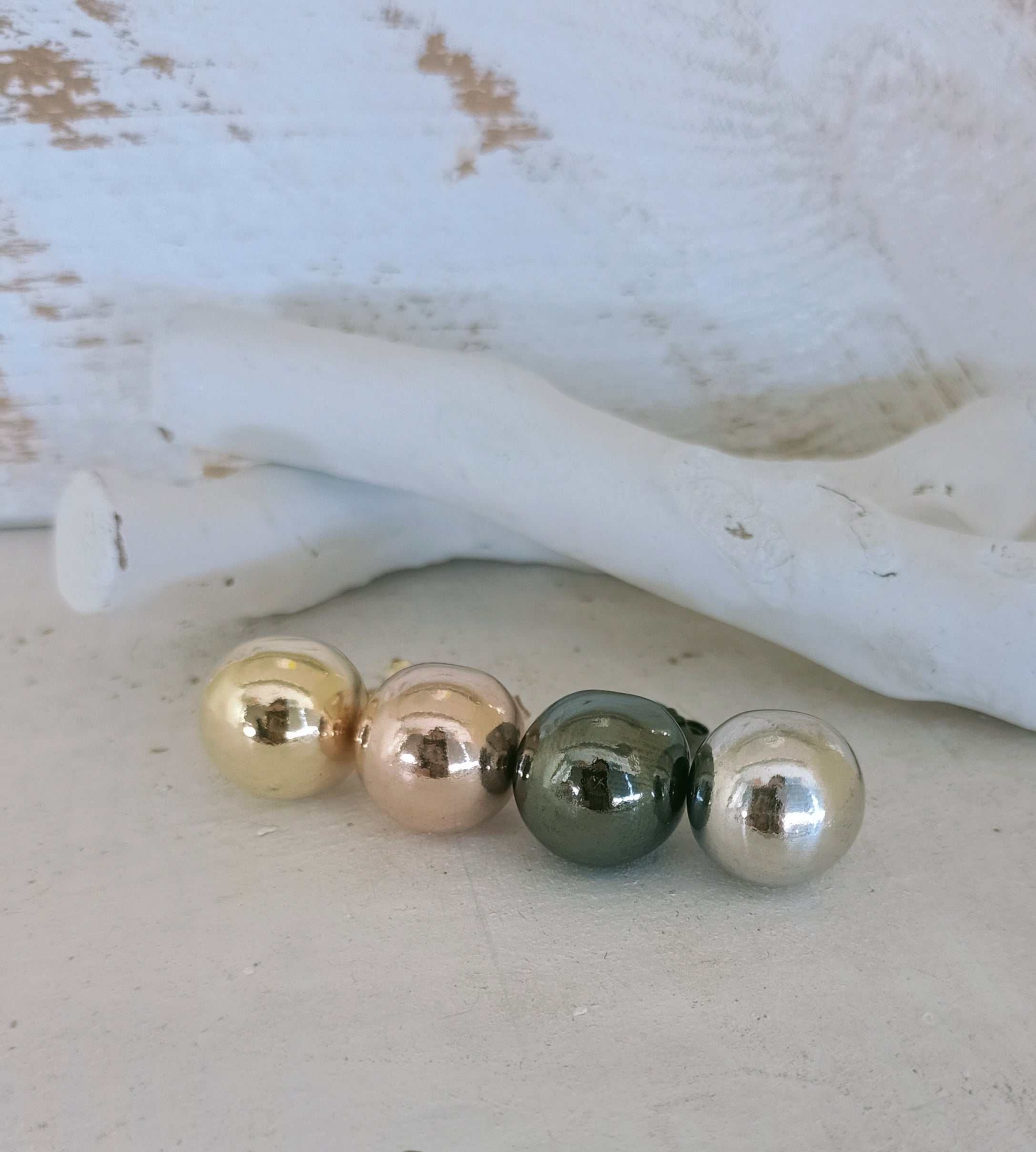 Sphere Stud Earrings - OR769